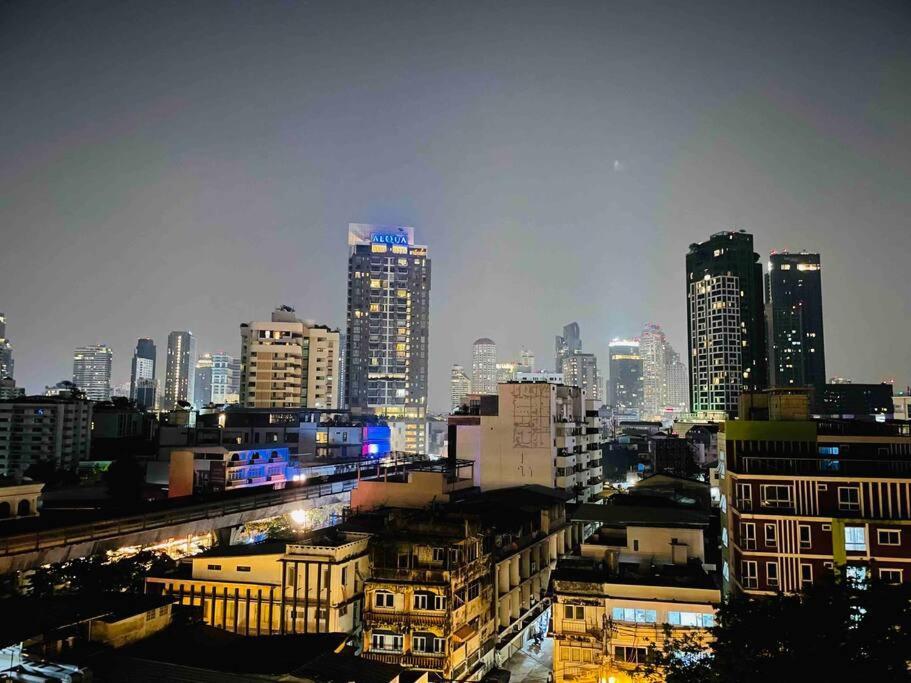 Luxury 1Bed 1Bath 300M Bts Phrom Phong, Emporium Emsphere Emquartier Bangkok Exterior photo